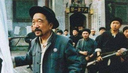 原创民国时的保长，跟当时的村长有什么区别？