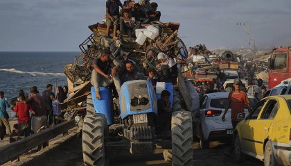 “地狱就在加沙”：百万加沙人的生死逃亡