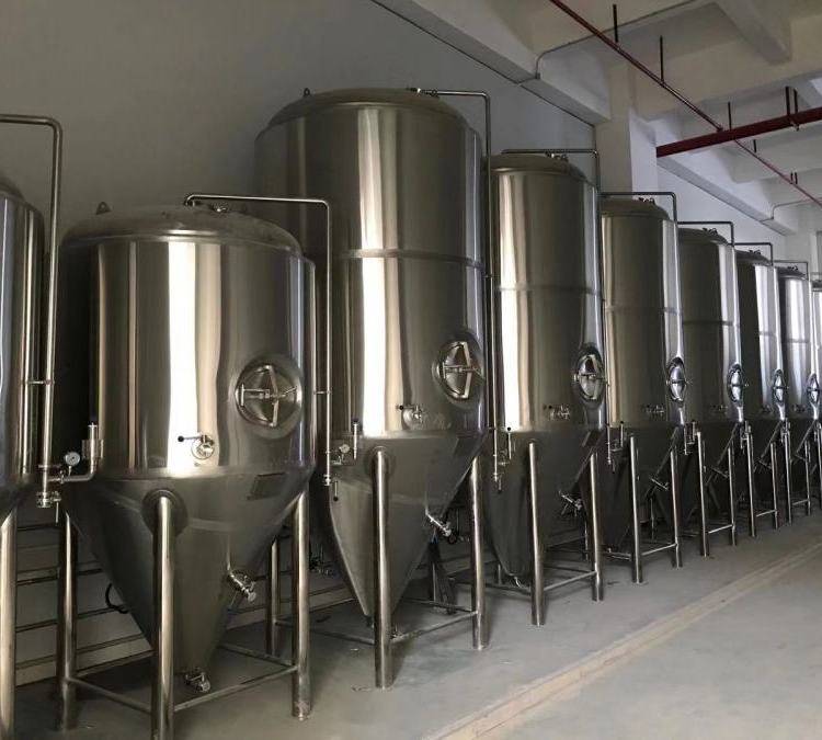 精酿啤酒设备定做厂家重庆酒吧鲜酿啤酒设备1吨啤酒设备