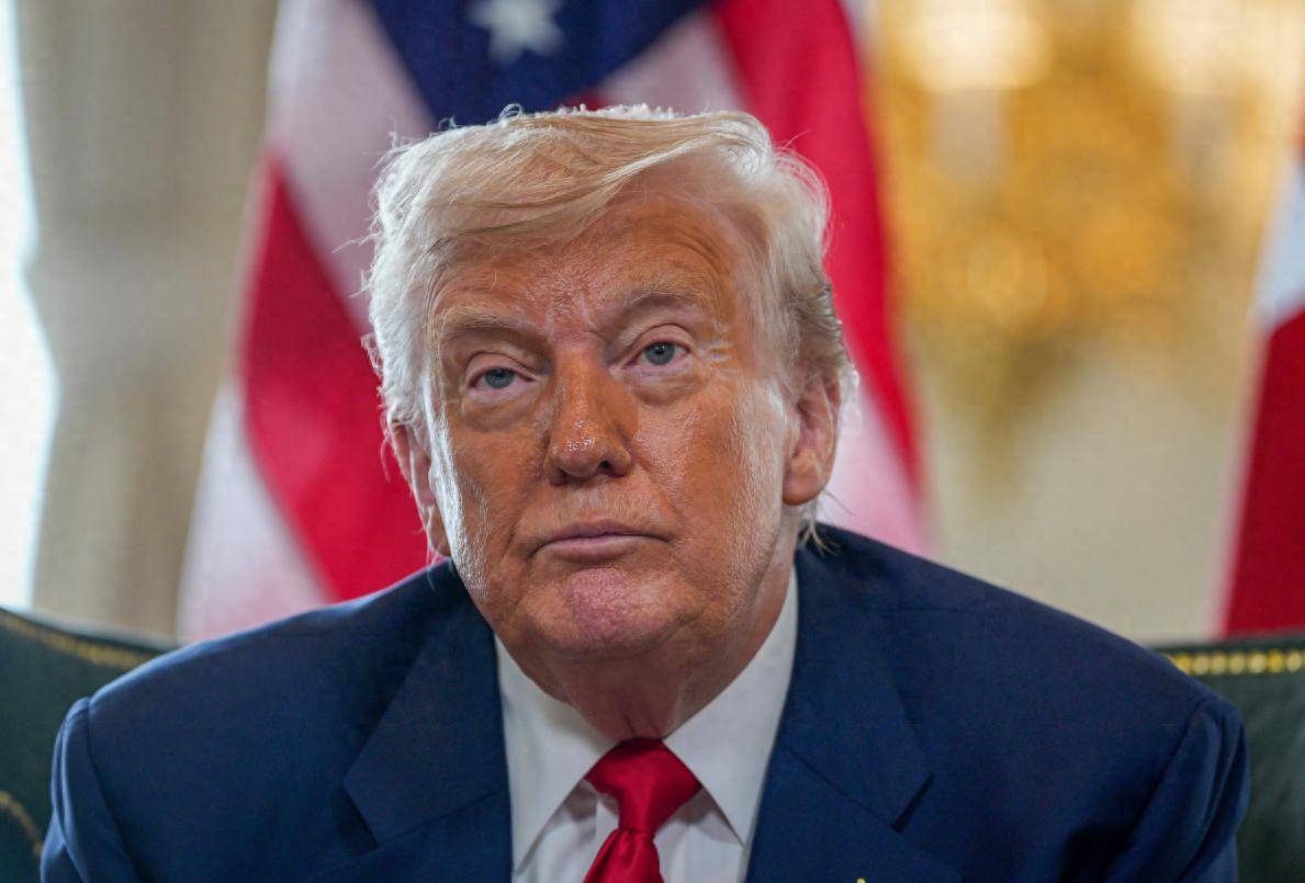 得罪中国有多惨?稀土价暴涨60倍,美企含泪购买,特朗普开始撒币