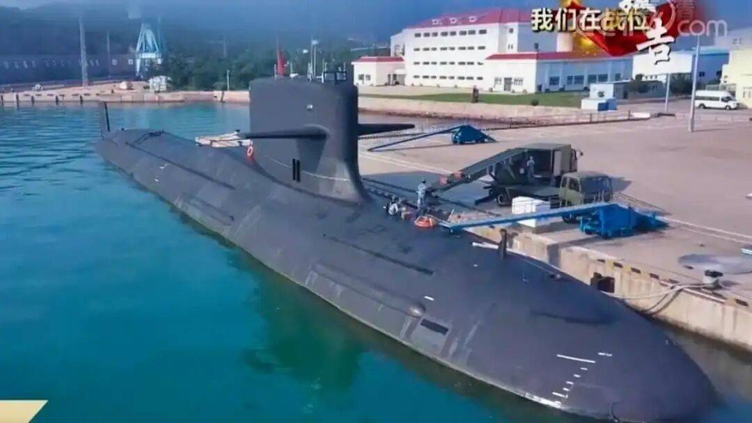 中国核潜艇突然爆兵!发生了什么?